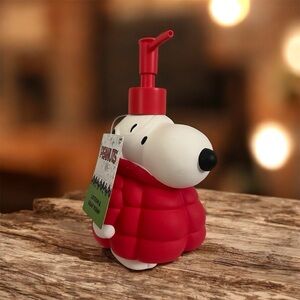 Peanuts Snoopy Soap Dispenser